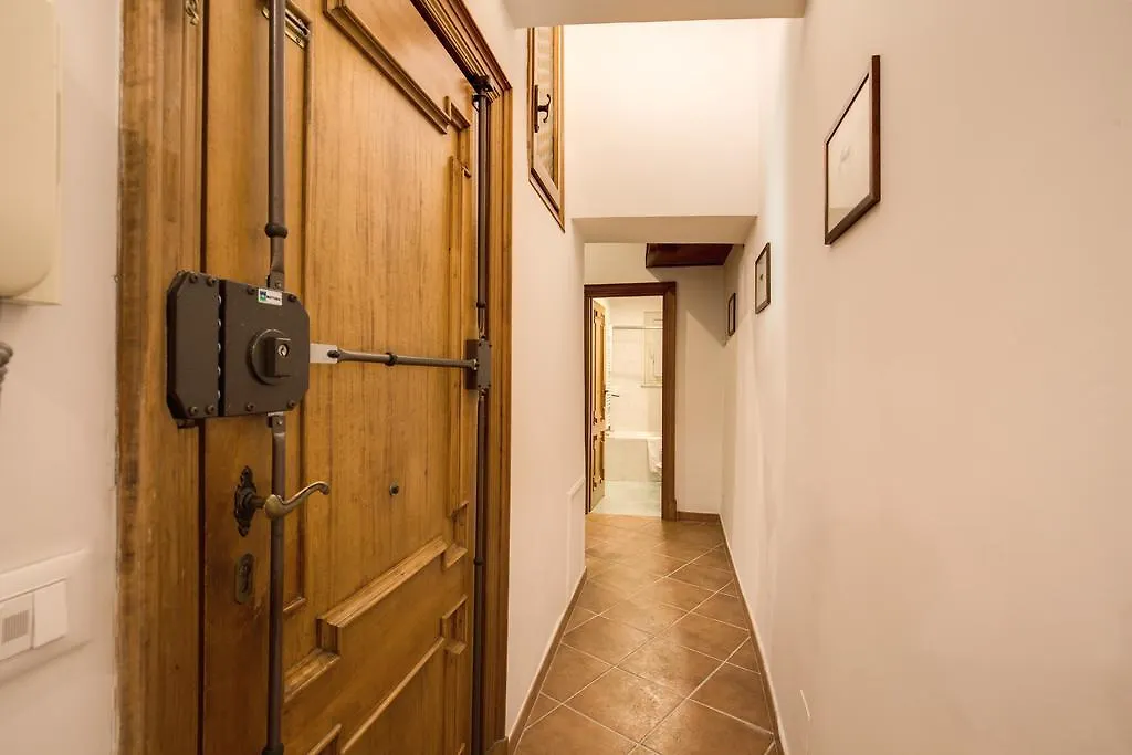 Navona Flowers Apartment Rome