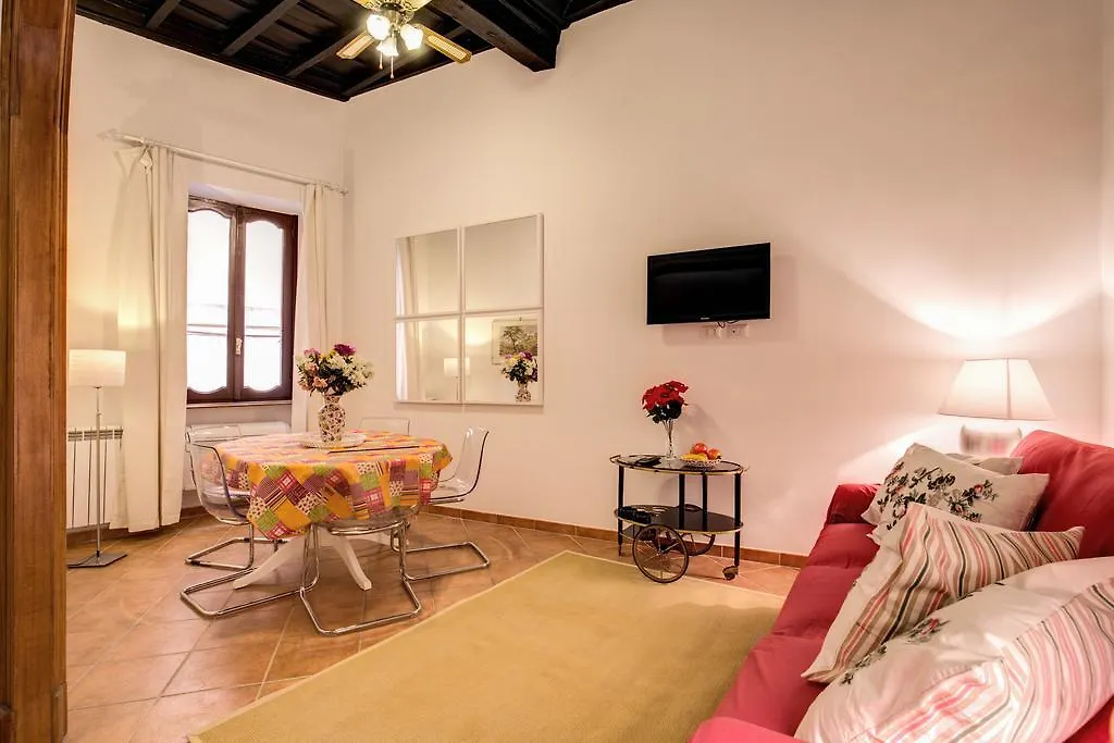 Navona Flowers Apartment Rome