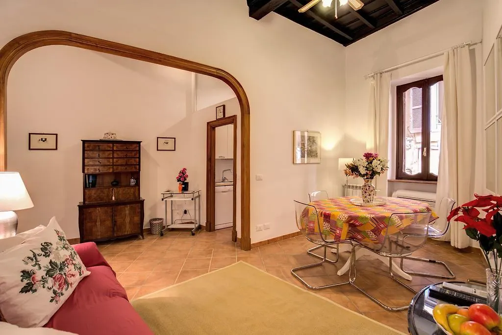 Navona Flowers Apartment Rome Italy